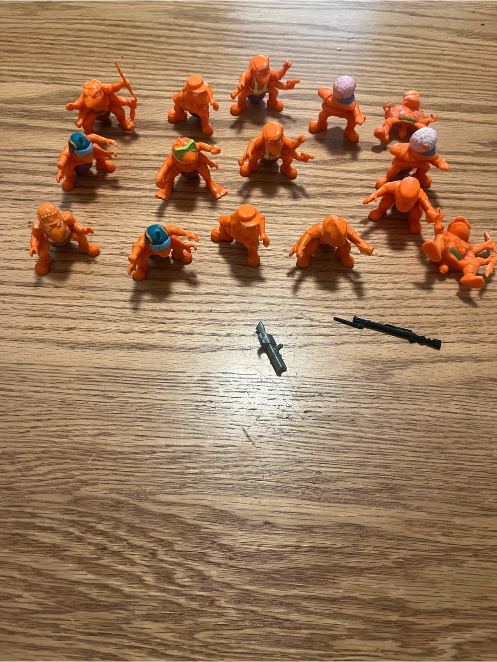 Lot Of 15 Vintage Hasbro Army Ants Action Figures LOOSE  2 Accessories